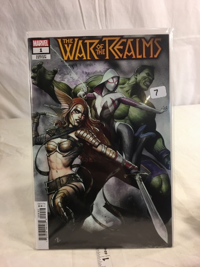 Collector Marvel Comics VARIANT EDITION The War Of The Realms Comic Book #1