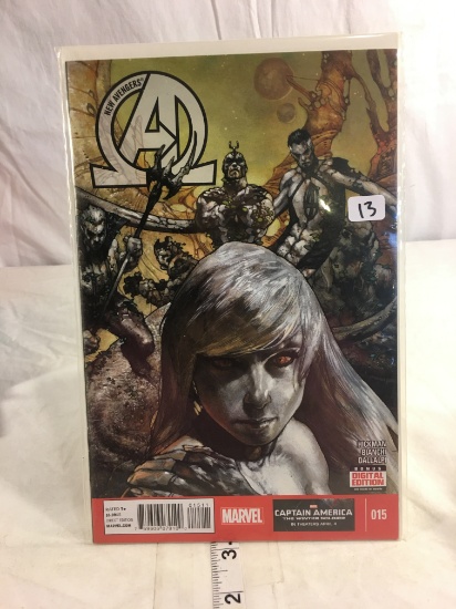 Collector Marevl Comics New Avengers Comic Book No.15