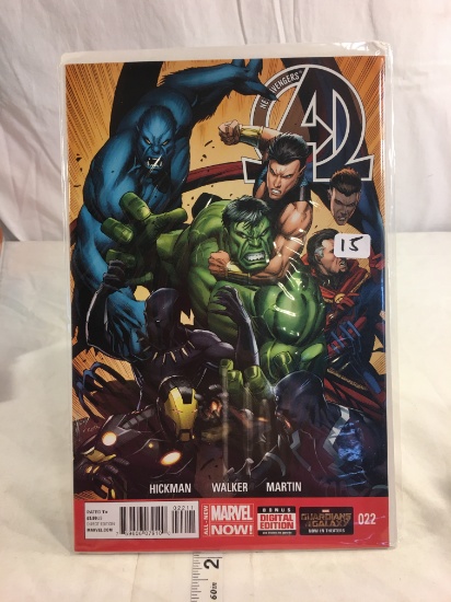 Collector Marvel Comics New  Avengers Comic Book No.22