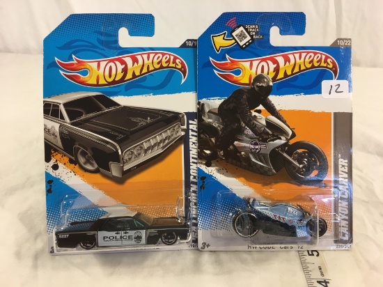 Lot of 2 Pieces Collector New in Package Hot wheels 1/64 Scale Die-cast Metal & Plastic Parts