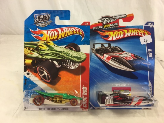 Lot of 2 Pieces Collector New in Package Hot wheels 1/64 Scale Die-Cast Metal & Plastic Parts