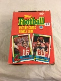 Collector Loose in Box But, Sealed in each Package 1990 Topps Football Picture Cards Bubble Gum