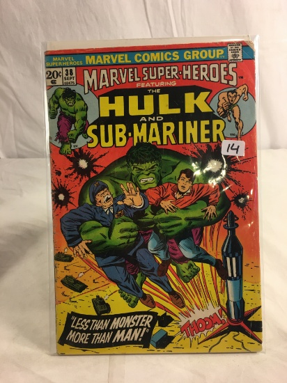 Collector Vintage Marvel Super-Heroes Fetauring The Hulk & Sub-Mariner Comic No.38