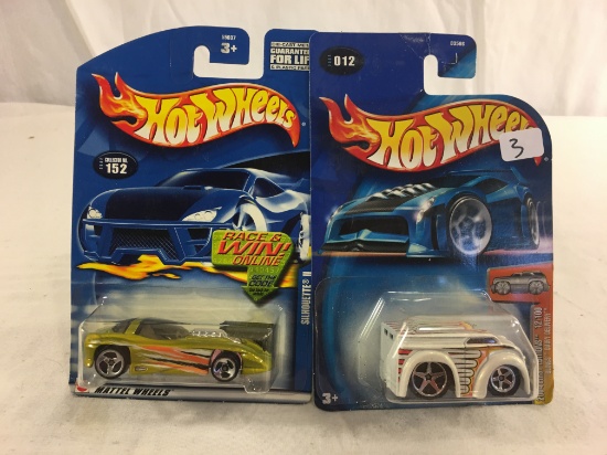 Lot of 2 Pieces New in Package Hot wheels Mattel 1/64 Scale Die-Cast Metal & Plastic Parts Cars