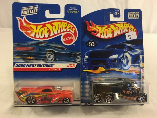 Lot of 2 Pieces New in Package Hot wheels Mattel 1/64 Scale Die-Cast Metal & Plastic Parts Cars