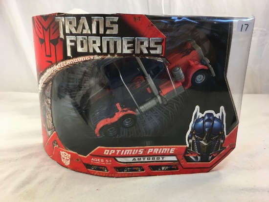 NIB Hasbro AutoBot Transformers Optimus Prime Auromorph Technology Figure Sz:8"