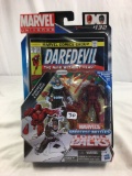 Collector Marvel Universe Marvels Greatest Battles Comic Packs Daredevil And Bullseye Figure 12