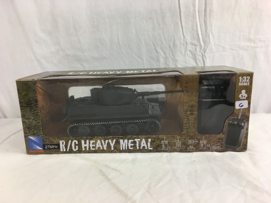 NIB Collector NewRay R/C Heavy Metal 27MHz 1/32 Scale Military Tank - See Pictures
