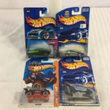 Lot of 4 Pieces Collector New in Package Hot wheels 1/64 Scale Die-cast Metal & Plastic Parts