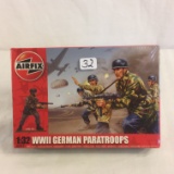Collector New Sealed Airfix WWII German Paratroops 1/32 Scale Actual Size Model Figure