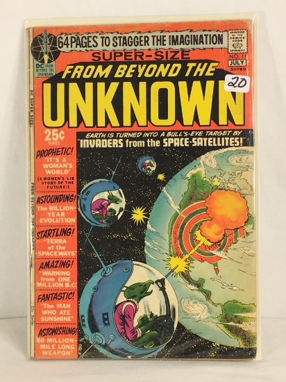 Collector Vintage DC, Comics Super-Size From Beyond The Unknown Comic Book No.11