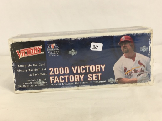 Collector NIB Factory Sealed UpperDEck 2000 Victory Set Major League Baseball Trading Cards