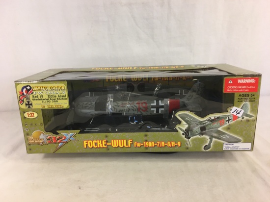 Collector The Ultimate 32X Focke-WVLF Fw-190A -7/A-8/A-9 Scale 1/32 Ltd. Edt/ Box Sz: 16x6"