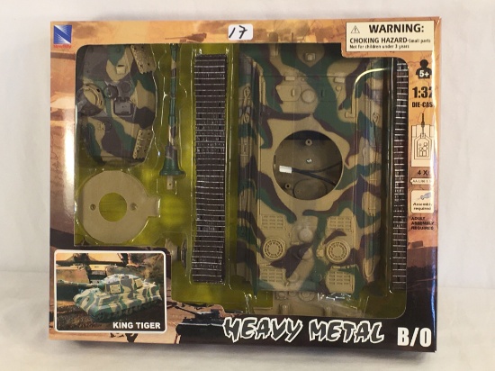 Collector Newray Heavy Metal B/O King Tiger Scake 1/32 DieCast Box Size: 12.5x10" Box