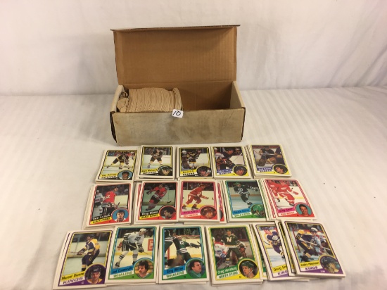 Collector Vintage 1985 Topps Sport Trading OPC NHL Hockey Cards in Box - See Pictures