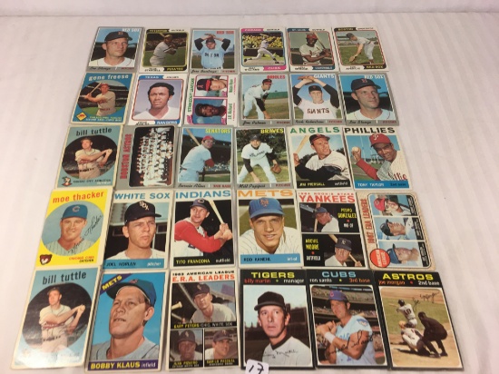 Lot of 30 Collector Vintage Baseball Sport Trading Cards  Assorted Players and Sport Cards