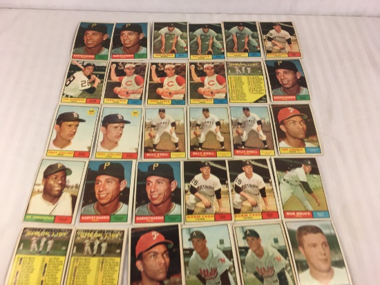 Lot of 30 Collector Vintage Baseball Sport Trading Cards  Assorted Players and Sport Cards