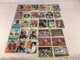 Lot of 30 Collector Vintage NFL Football Sport Trading Cards  Assorted Players and Sport Cards