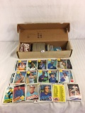 Collector Vintage 1985 Topps Sport Trading Baseball Cards in Box - See Pictures