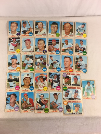 Lot of 30 Pcs Loose Collector Vintage Sport Trading Baseball Cards Assorted Players & Cards