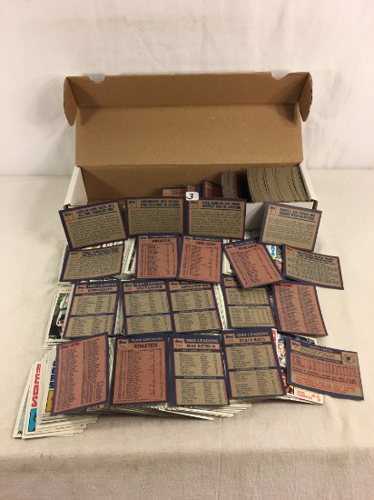 Collector Loose Vintage Topps 1984 Vintage Baseball Trading Cards In A Box