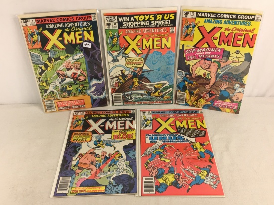 COLLECTOR MIXED SILVER AGE VINTAGE COMIC BOOKS