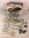 Collector Loose in Box AMT ERTL Chevrolet C1500 454 SS 1/25 Scale Model Kit Misisng Pieces