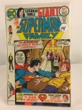 Collector Vintage DC Comics Superman Family Giant Lois Lane Present Comic Book #172