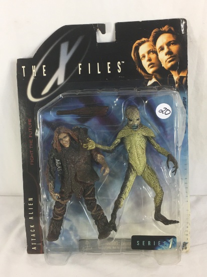 Collector McFarlane Toys The X Files Attack Alien Series 1 Action Figure 7-8"tall Figures
