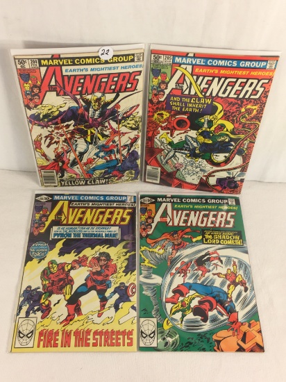 Lot of 4 Collector Vintage Marvel The Avengers Comic Books No.204.205.206.207.