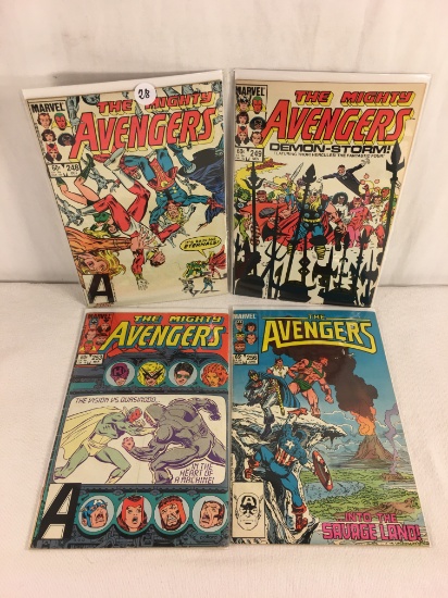 Lot of 4 Collector Vintage Marvel The Avengers Comic Books No.248.249.253.256.