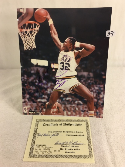 Collector Sport Basketball Photo Autographed by Karl Malone 8X10" w/ COA