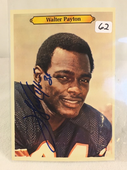 Collector Sport Topps Football Bears Card Autographed by Walter Payton 4.75X7"