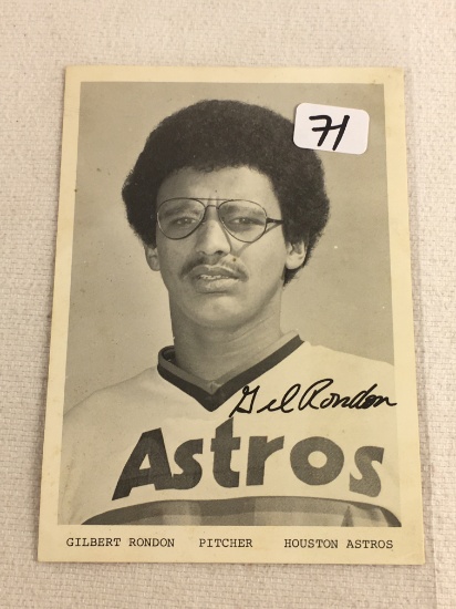 Collector Sport Baseball Card of Gilbert Rondon w/ Printed Signature 3.5X5"