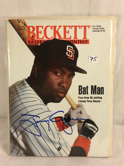 Collector Sport Beckett Baseball Monthly May 1995 Signed by Tony Gwynn