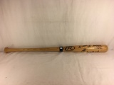 Collector Sport Baseball Bat Autographed/Signed By: Multiple Signatures Sz:34