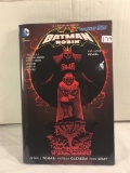 Collector DC Comics Batman And Robin Volum 2 Pearl Hard Cover Book