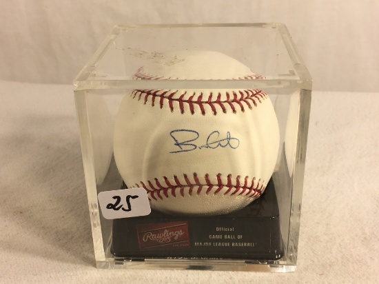 Collector Rawlings MLB Baseball Signed by Brian Giles in Case 3.25"X3.25"X3.25" - See Pics