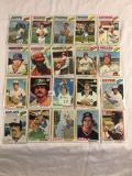 Lot of 20 Pcs Collector Loose Vintage Assorted Players Baseball Cards - See Pictures