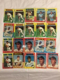 Lot of 20 Pcs Collector Loose Vintage Assorted Players Baseball Cards - See Pictures