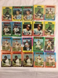 Lot of 20 Pcs Collector Loose Vintage Assorted Players Baseball Cards - See Pictures