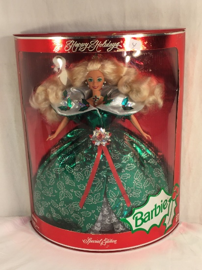 Collector NIP 1995 Mattel Holiday Celebration Barbie Doll  11-12" Tall Doll - See Pictures