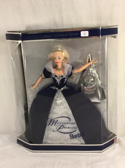 Collector NIP 2000 Mattel Holiday Celebration Barbie Doll 11-12" Tall Doll - See Pictures