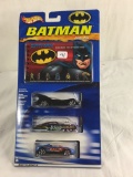 Collector NIP Hotwheels Batman Guide Gift Pack 11.5X6