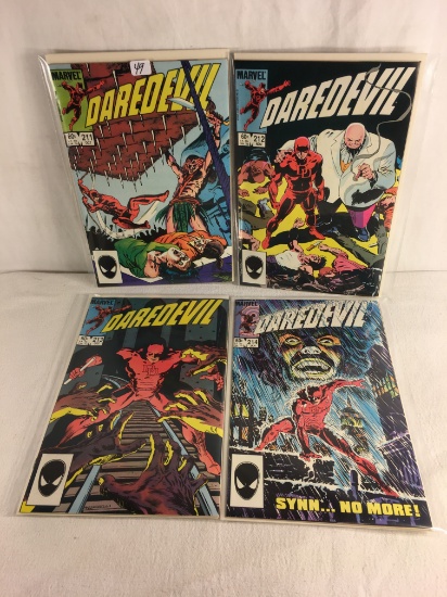 Lot of 4 Pcs Collector Vintage Marvel Comics Daredevil  Comic Books No.211.212.213.214.