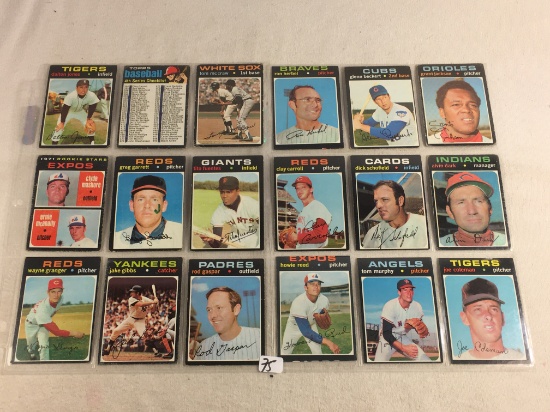 Lot of 18 Pcs Collector Vintage Assorted Baseball Sport Players Trading Cards - See Pictures