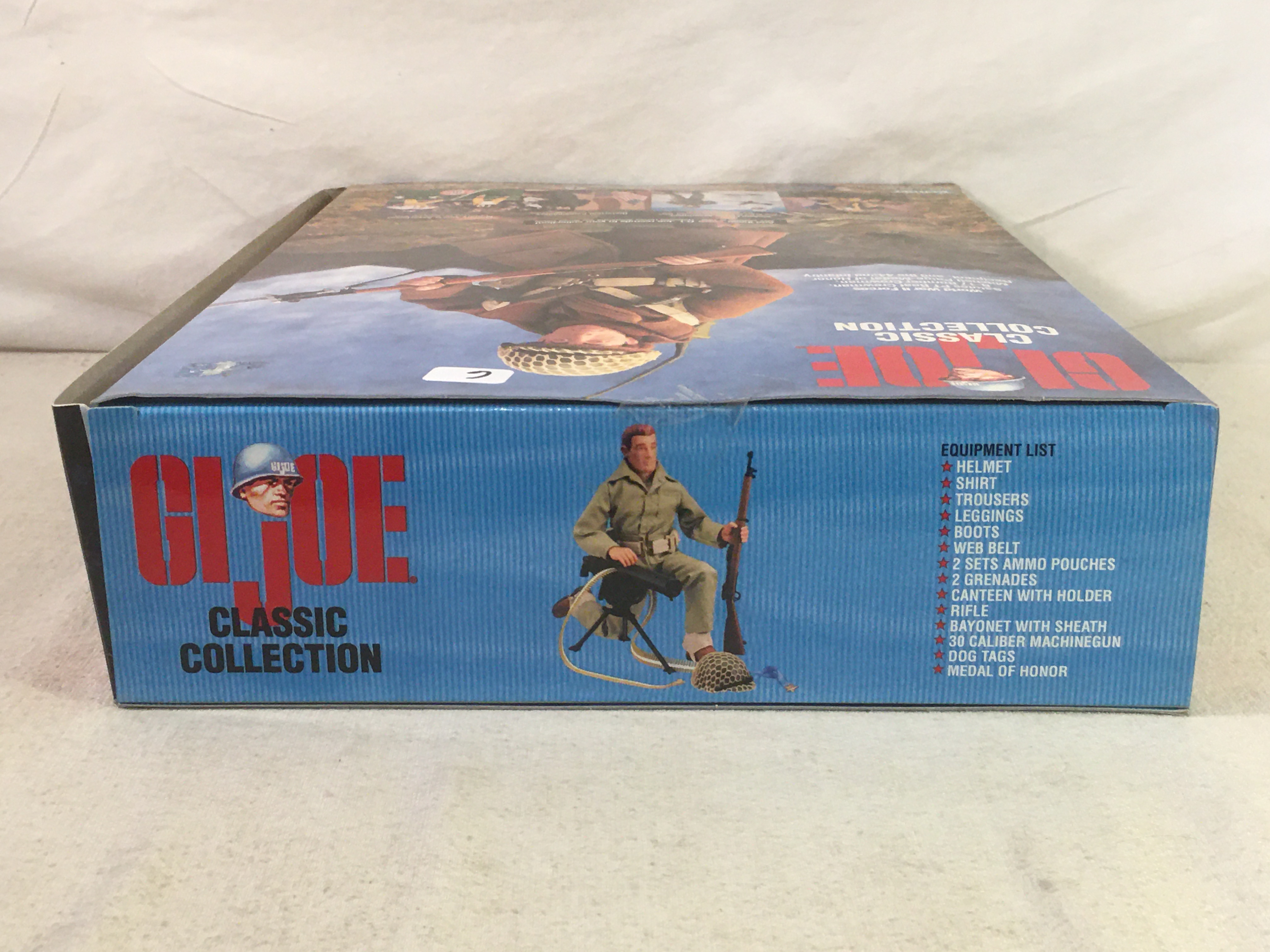 Gi joe クラシックコレクション　メダルオブオナー受勲者ミッシェル・ペイジ Amazon.com: GI Joe Classic Collection Medal of Honor Recipient