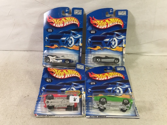 Lot of 4 Pcs Collector New in Package Hot wheels Mattel 1/64 Scale DieCast Metal & Plastic Parts