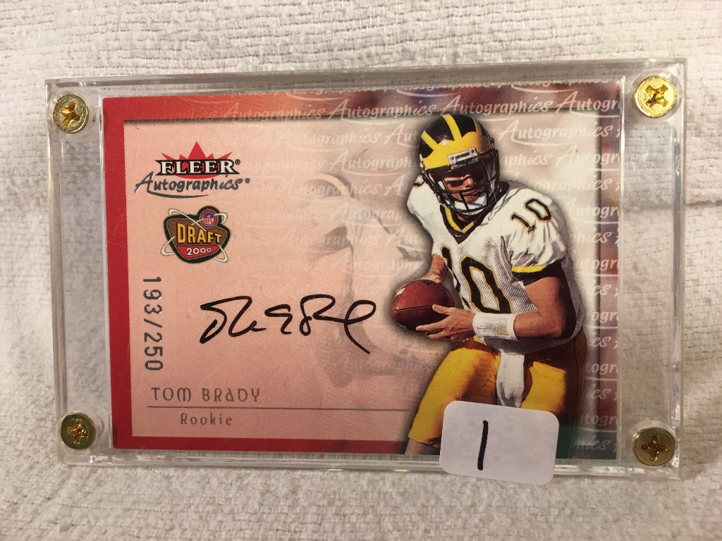 Collector 2000 Fleer/Skybox Autographics TOM BRADY Rookie NFL Football  Sport Card | Art, Antiques & Collectibles Collectibles Sports Memorabilia  Sports Cards | Online Auctions | Proxibid
