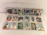 Lot of 18 Pcs Collector Vintage Sport MLB Baseball Sport Trading Assorted Cards & Players